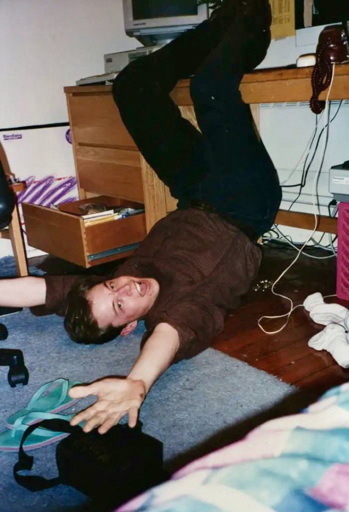 Trong một phỏng vấn năm 2020 trên podcast Joe Rogan, Elon Musk nói rằng: "Tôi thà ăn những món ngon và sống một cuộc đời ngắn". Ảnh: Elon Musk/Twitter