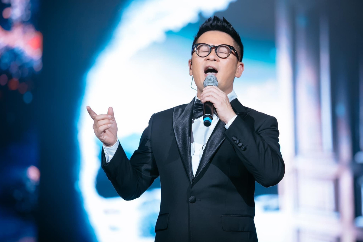 Trước nhiều phản ứng tiêu cực từ khán giả, Bằng Kiều cho biết phát ngôn nói trên của anh được nói ra trong ngữ cảnh đang đùa vui. Nam ca sĩ khẳng định đây chỉ là sự hiểu nhầm. Ảnh: FBNV