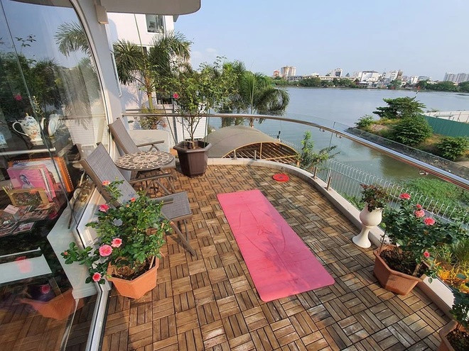 Biệt thự có view ban công tuyệt đẹp.