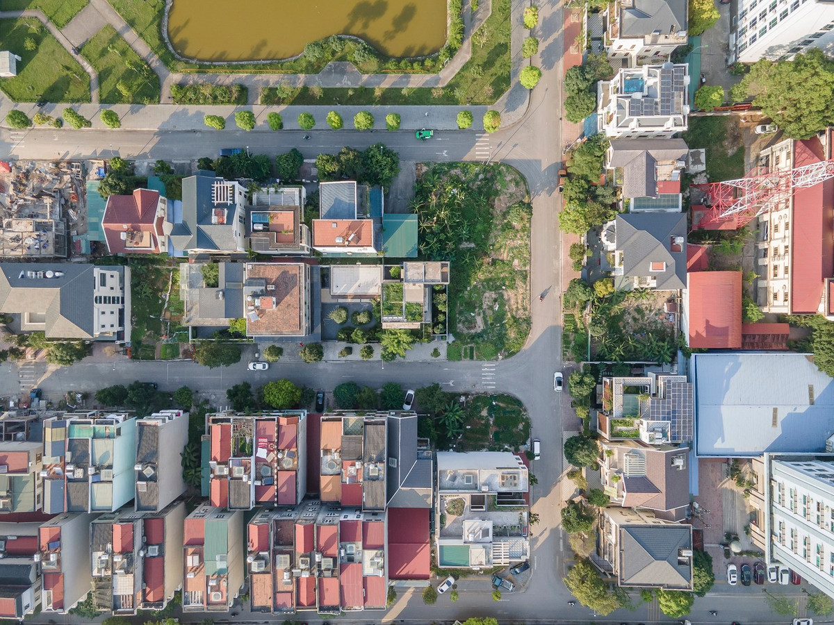 Cách Hà Nội khoảng 60 km về phía Bắc, Bắc Giang là thành phố khá yên tĩnh. Nơi đây chủ yếu là nhà ở thấp tầng, mật độ dân cư không quá đông đúc.