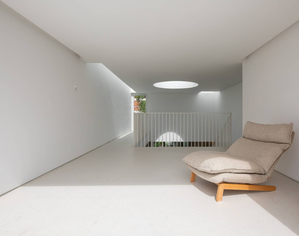 Không gian thư giãn lý tưởng, hòa mình với thiên nhiên. Nguồn ảnh: Chimnon Studio