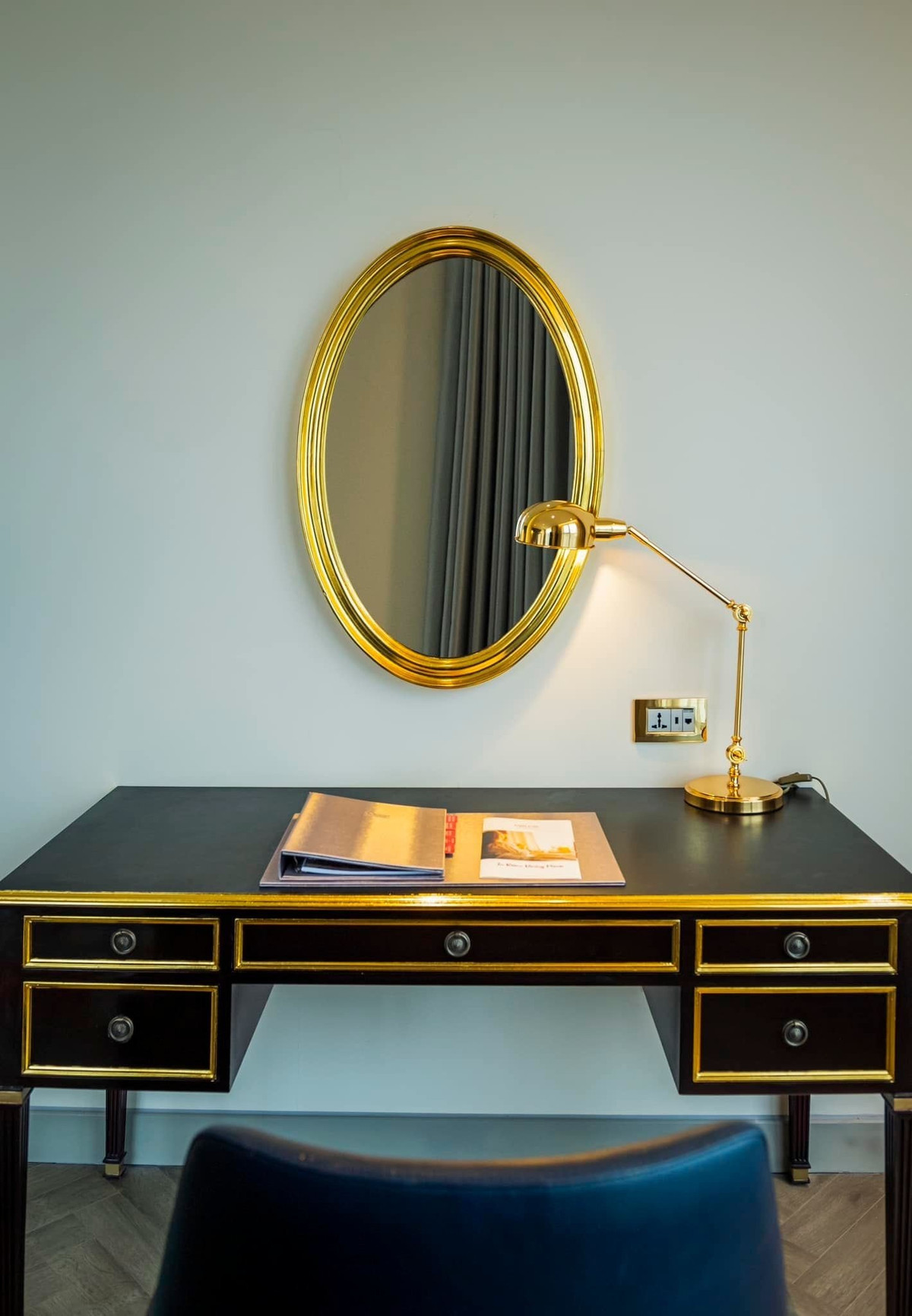 Cao cấp nhất là căn suite tổng thống 184 m2 có thể phục vụ tới 10 khách; phòng penthouse Hoàng gia có diện tích 170 m2. Nguồn ảnh: Dolce Hanoi Golden Lake