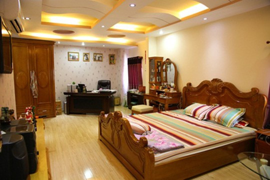 Phòng ngủ rộng rãi và tiện nghi.