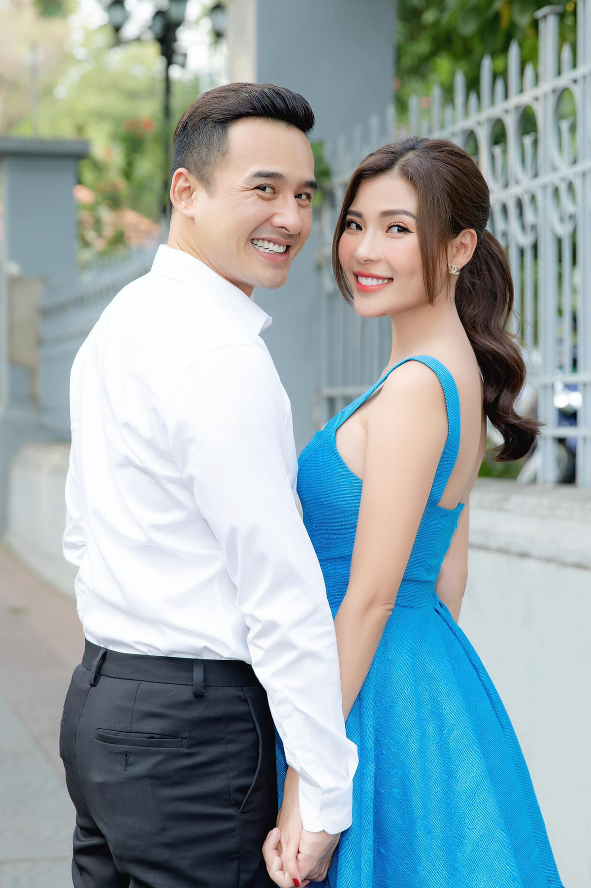  Lương Thế Thành - Thúy Diễm là cặp đôi đẹp của làng giải trí Việt. Nhờ chăm chỉ hoạt động nghệ thuật và kinh doanh, vợ chồng Lương Thế Thành - Thúy Diễm tích cóp được tiền xây nhà mới. Ảnh: Dân Việt