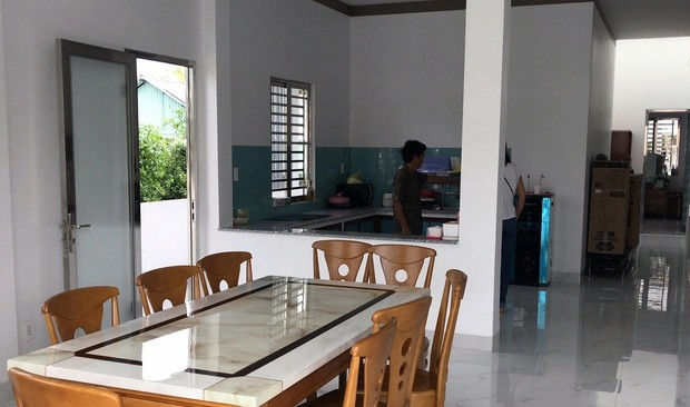 Phòng bếp thiết kế theo kiểu không gian mở và tiện nghi. Ảnh: Dân Việt