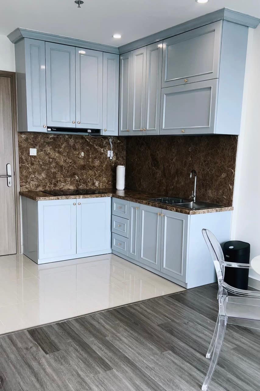 Khu bếp nhỏ gọn nhưng tiện nghi.