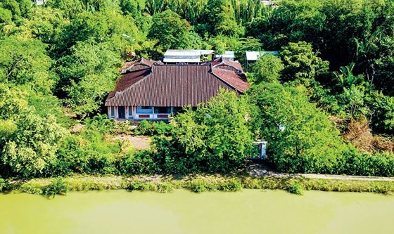 Ngôi nhà có chiều ngang 21m, dài 42m, được xây dựng từ năm 1898 và hoàn thành năm 1903. Ảnh: SGGP