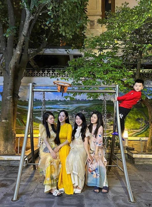 Một góc khác trong ngôi nhà ở Thanh Hóa của gia đình nàng hậu.