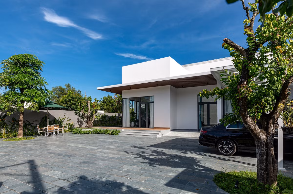 Dù chỉ phục vụ cho một người nhưng yêu cầu của gia chủ là có nhiều không gian thư giãn để đón tiếp người thân, bạn bè dịp cuối tuần và ngày lễ.