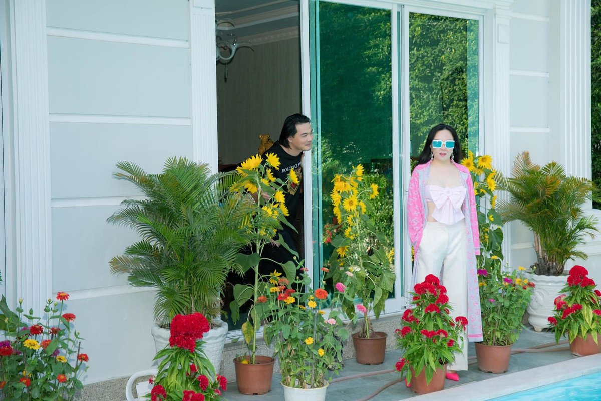 Thời điểm còn yêu, Quách Ngọc Ngoan - Phượng Chanel sống chung trong căn biệt thự bề thế nằm giữa trung tâm thành phố. Ảnh: Vietnamnet