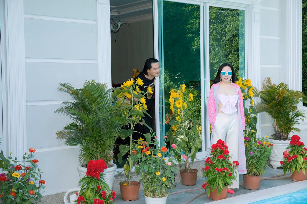 Thời điểm còn yêu, Quách Ngọc Ngoan - Phượng Chanel sống chung trong căn biệt thự bề thế nằm giữa trung tâm thành phố. Ảnh: Vietnamnet