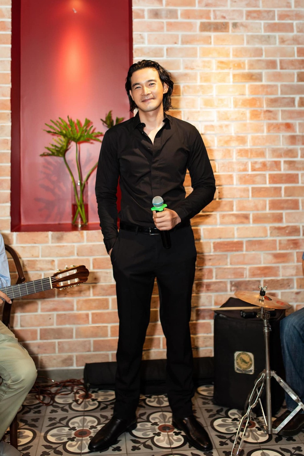 Quách Ngọc Ngoan mới đây cho biết thời gian vừa qua, anh gặp rất nhiều khó khăn. Thời gian đầu, còn có thể xoay xở với các khoản nợ nhưng tới nay, mọi thứ đã không thể gồng gánh thêm. Ảnh: FBNV