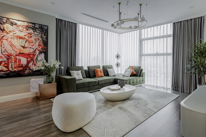 Căn hộ của Chim sẻ đi Nắng được thiết kế theo phong cách hiện đại, có thể nhìn thấy toàn thành phố Hà Nội. Ảnh: Mousson Désign