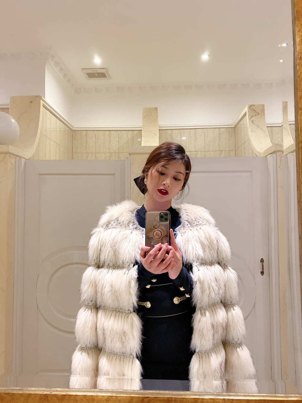 Thanh Trúc là gương mặt quen thuộc với nhiều phim truyền hình. Sau một thời gian hoạt động, cô tích góp cho mình thu nhập để có cuộc sống đủ đầy về vật chất không thiếu thốn gì. Ảnh: FB Tranh Trúc