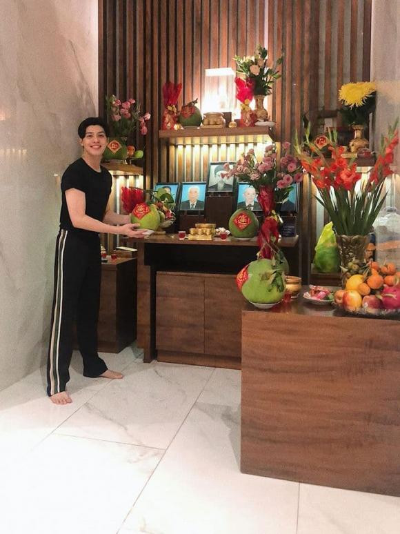 Góc thờ cúng trang nghiêm.