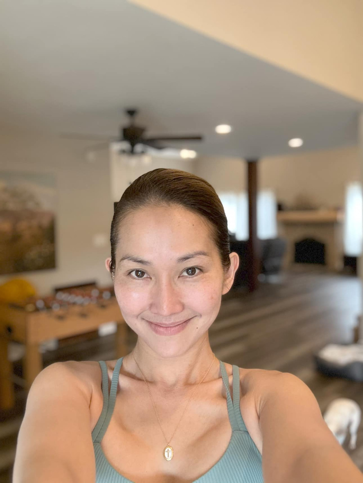 Hiện tại, Kim Hiền đang sống cùng ông xã Andy và 2 con tại California (Mỹ). Gia đình nữ diễn viên đã chuyển đến một ngôi nhà mới rộng rãi ở Fountain Valley.