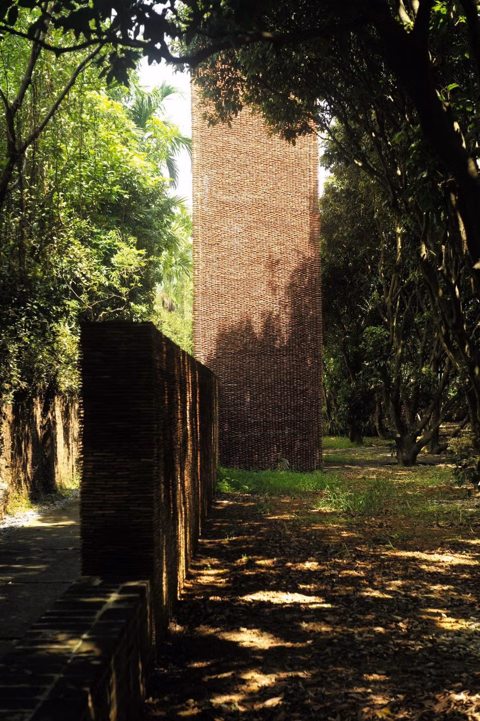 Mới đây, nam nghệ sĩ chia sẻ hình ảnh "Buổi sáng mùa thu" ở cơ ngơi này thu hút sự chú ý của đông đảo người hâm mộ.