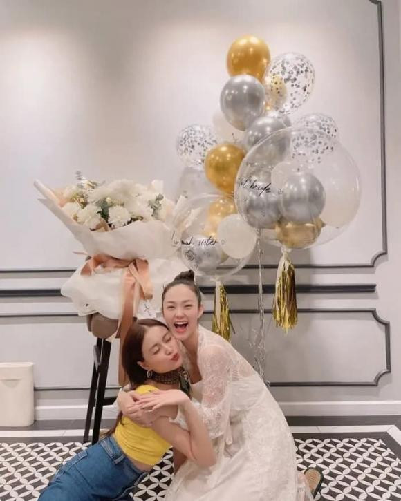 Biệt thự nhà chồng Minh Hằng nằm trong khu nhà giàu ở TP HCM, có không gian rộng rãi và bài trí đẹp mắt.