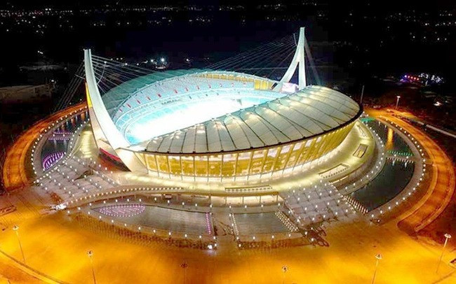 Sân Morodok Techo được khởi công từ tháng 8/2017 và hoàn thành vào tháng 8/2021 với kinh phí xây dựng khoảng 168 triệu USD. Ảnh: VTV