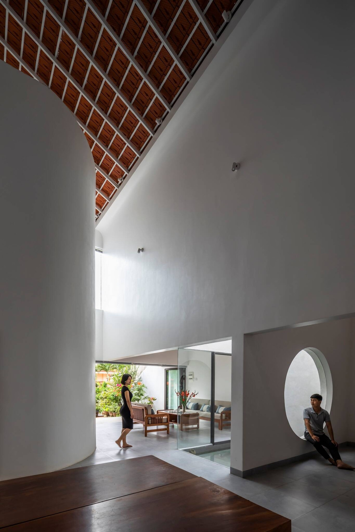 Khoảng sân trong ngập tràn ánh sáng tự nhiên…