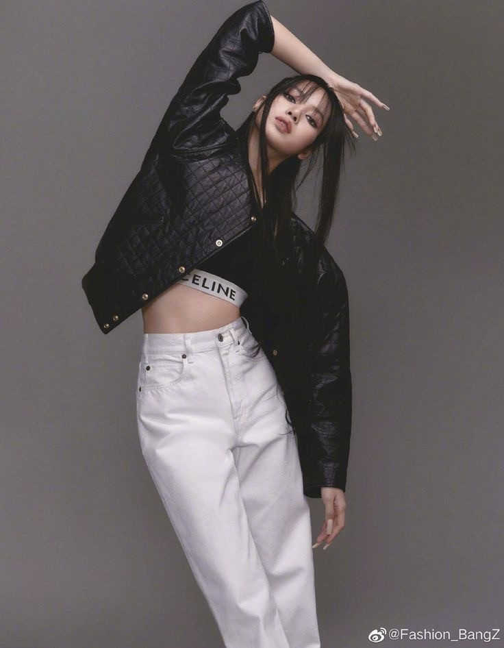 Số tài sản này đến từ những nỗ lực trong hoạt động âm nhạc của Lisa. Ảnh: Fashion bangz