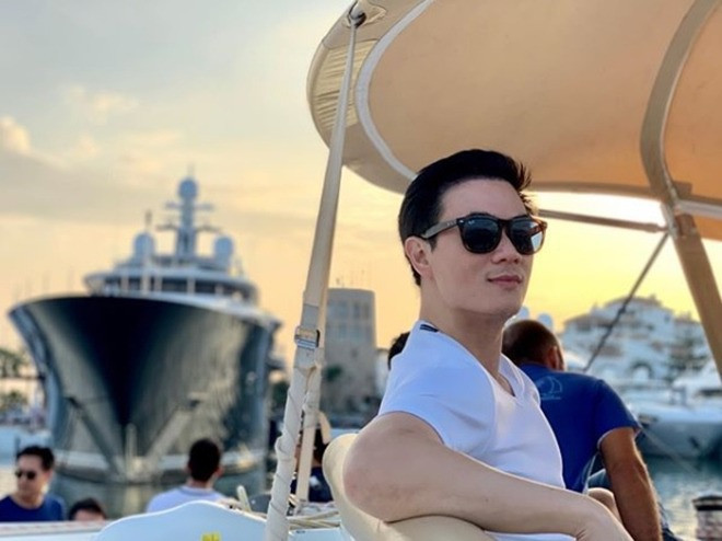 Theo Tnews, doanh nhân Nott Visrut sinh ra đã ngậm thìa vàng. Anh là người thừa kế của tập đoàn thiết bị chiếu sáng lớn nhất Thái Lan. Ảnh: The Thaiger