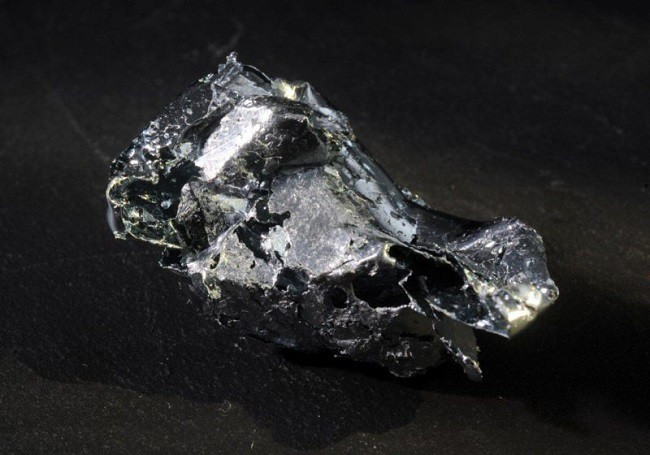 Trung Quốc hiện sản xuất 95% lượng gali trên thế giới, được sử dụng trong chipset trạm 5G.