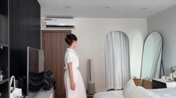 Sau khoảng 3 tháng cải tạo, phòng ngủ Bình An - Phương Nga chính thức hoàn thiện. Ảnh: chụp màn hình