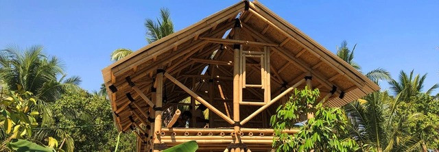 Khi động đất xảy ra, ngôi nhà sẽ di chuyển, rung chuyển không đáng kể. Khả năng tác động của động đất lên ngôi nhà sẽ giảm. Ảnh: Dezeen