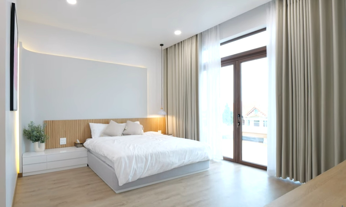 Tầng 3 gồm 2 phòng ngủ và 1 phòng thờ.