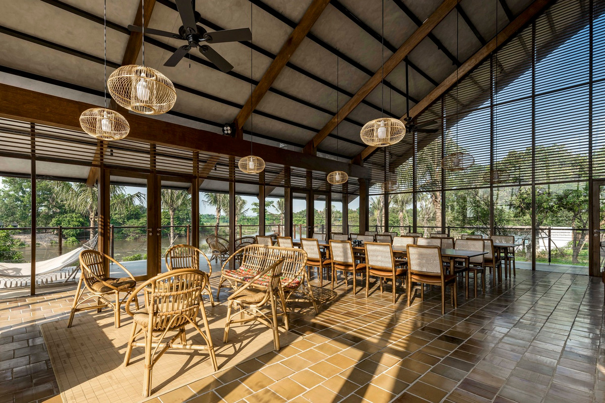 Mọi khu vực trong nhà đều được thiết kế để tạo ra bầu không khí nhẹ nhàng và mộc mạc. Nguồn ảnh: Tuấn Bùi