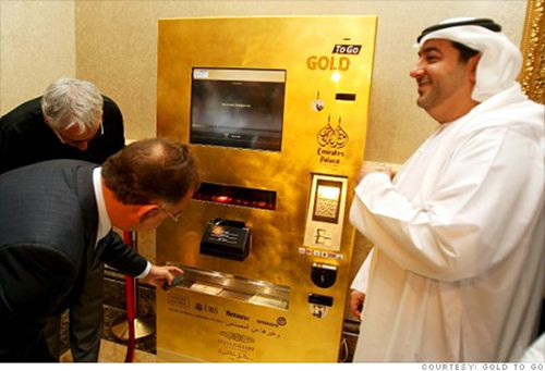 Ở Dubai còn có hẳn máy ATM nhả ra vàng.
