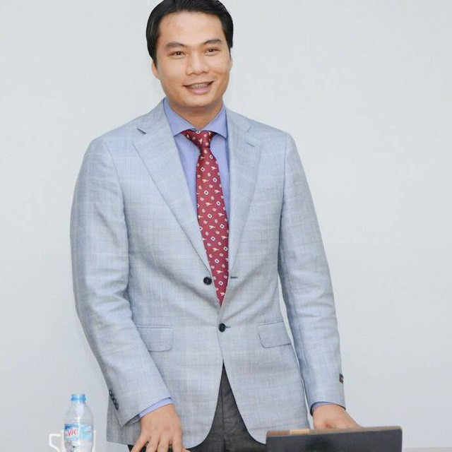 Năm 2.000, ông Nguyễn Thành Phương cùng với một người bạn học của mình sang Trung Quốc tìm tòi con đường khởi nghiệp. Dự án startup của ông và cộng sự khởi động vào năm 2000 với tiền vốn ban đầu vỏn vẹn có 148 triệu đồng, để nhập 1 container hơn 200 chiếc máy lọc nước. Ảnh: Internet