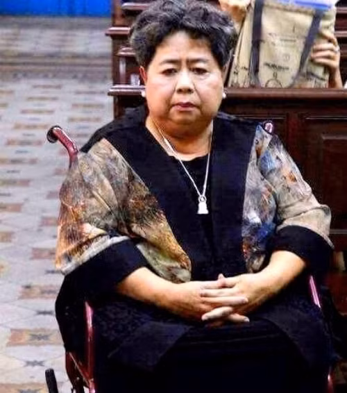 Cac nu dai gia Viet vang bong mot thoi gio ra sao?-Hinh-4