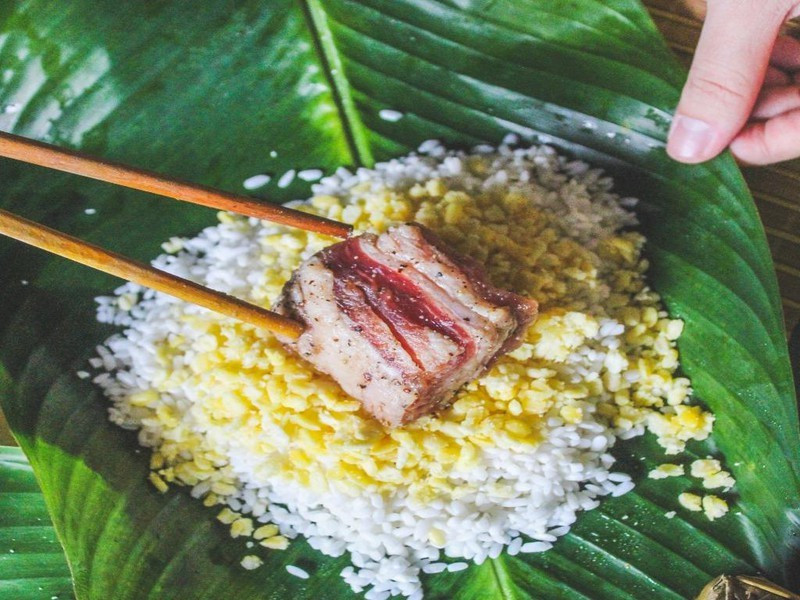 Bánh chưng nhân thịt bò hữu cơ Obe có giá 259.000 đồng/chiếc nặng 1,1 kg. Ảnh: Organic Food