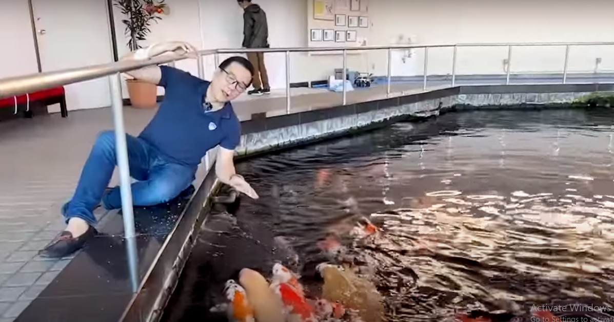 Ngoài ra, anh cũng chăm chỉ xây dựng nội dung cho kênh YouTube của mình. Ảnh chụp màn hình