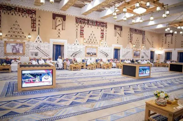 Tuy nhiên, Hoàng gia này còn sở hữu nhiều công trình xa hoa khác trên khắp thế giới. Một trong số đó là cung điện Al-Awja. Ảnh: Getty