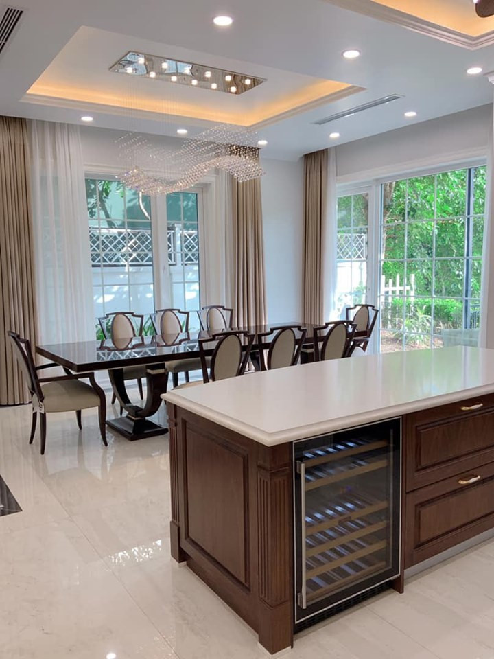 Bên trong căn biệt thự ở Long Biên thiết kế sang trọng và cực kỳ hiện đại.