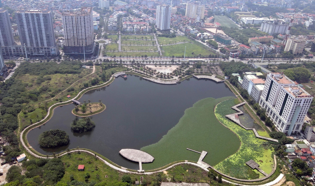 Công viên thiết kế theo phong cách sân golf cao cấp “đắp chiếu” nhiều năm Cong vien thiet ke theo phong cach san golf cao cap “dap chieu” nhieu nam