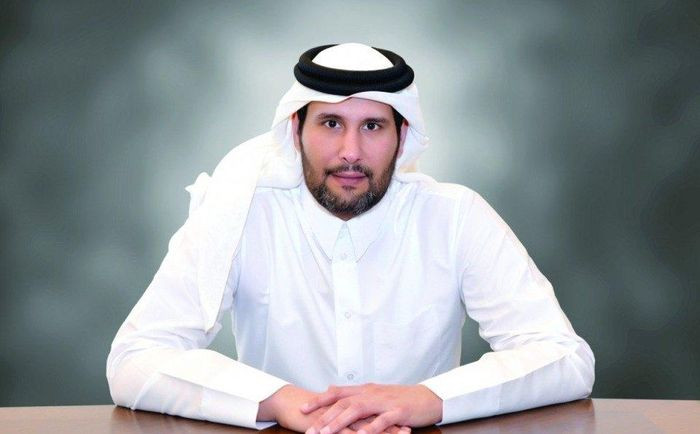 Mới đây, ông Sheikh Jassim Bin Hamad Al Thani, một thành viên của Hoàng gia Qatar xác nhận đã gửi hồ sơ đấu thầu mua lại 100% cổ phần của Manchester United.