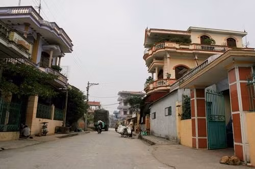 Tại làng Mẹo Thái Bình đã thành lập 1 cụm công nghiệp với hơn 100 công ty, ngoài ra còn tới vài trăm doanh nghiệp vệ tinh phục vụ cho các doanh nghiệp tại làng. Ảnh: Facebook