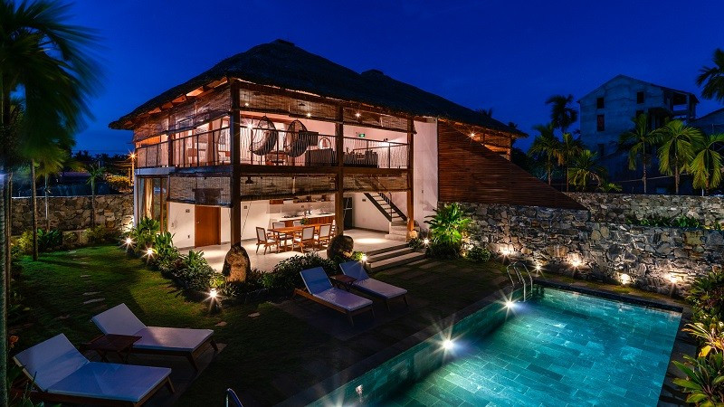 Các chức năng sinh hoạt được bố trí ngoại biên, dễ dàng tiếp cận với không gian mở.