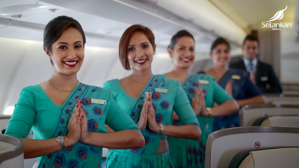 Trang tuyển dụng phi hành đoàn của Sri Lanka Airlines cho biết các ứng viên lý tưởng nên "còn độc thân". Ảnh: Timeout
