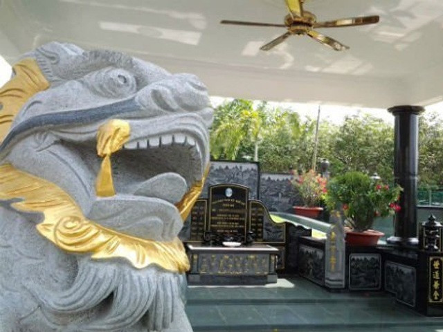 Bật mí về “đại gia” bán bún để lại gia sản 1.000 tỷ - Hình 2 Bat mi ve “dai gia” ban bun de lai gia san 1.000 ty-Hinh-2