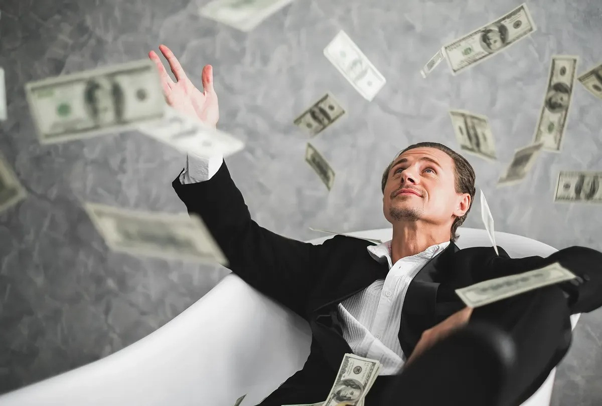 Theo tiết lộ của các triệu phú và chuyên gia tài chính, người giàu có những suy nghĩ và hành động rất khác tưởng tượng mặc định của mọi người. Ảnh: Salon