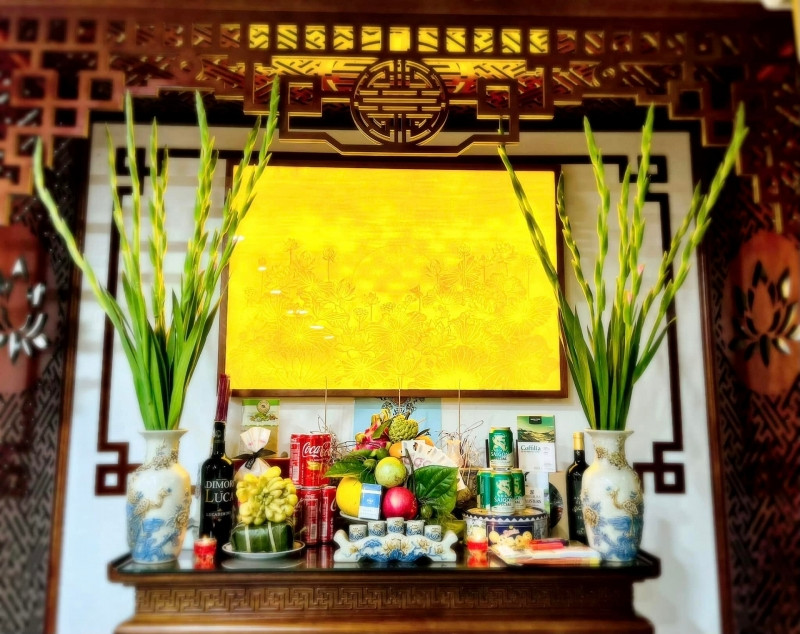 Không gian thờ cúng trang nghiêm. Ảnh: FBNV