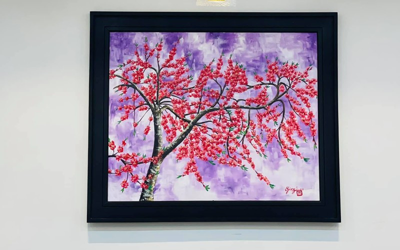 Nữ diễn viên còn treo một vài bức tranh trang trí cho căn nhà. Ảnh: FBNV