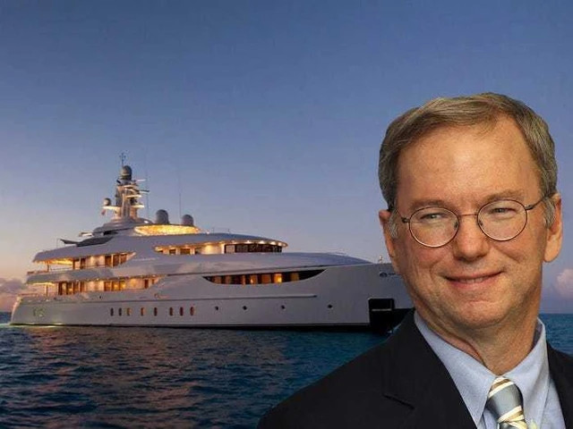 Cựu CEO Google - Eric Schmidt có nhiều lựa chọn nghỉ hè nhờ sở hữu du thuyền, bất động sản xa xỉ, các căn biệt thự và chung cư hạng sang. Năm 2019, ông mua du thuyền trị giá 72,3 triệu USD có chiều dài 59m, bao gồm một bể bơi, câu lạc bộ đêm. Ảnh: BI