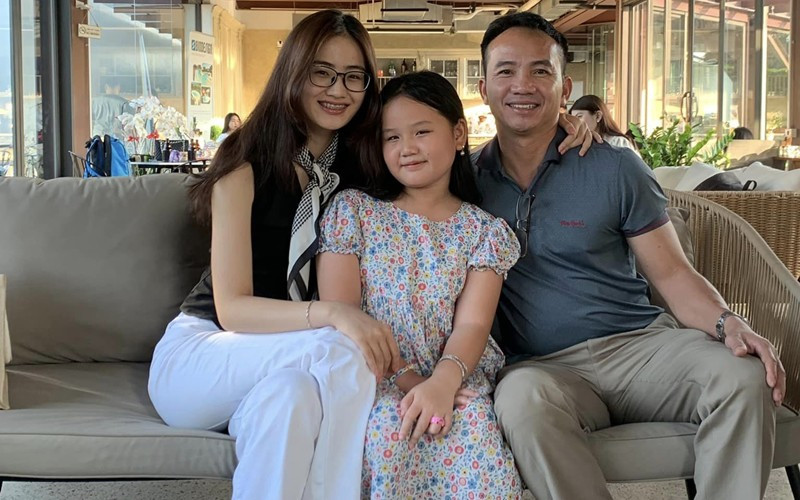 Hiện tại, các em gái và bố của nàng hậu đang sinh sống tại đây còn Ý Nhi học tập tại TP HCM. Ảnh: FBNV