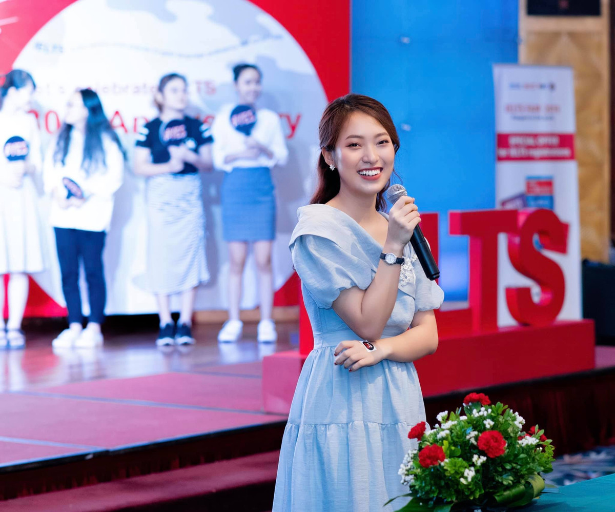 Ngoài ra, Khánh Vy còn cộng tác với nhãn hàng, làm KOL quảng cáo, viết sách, đầu tư bất động sản và chứng khoán... Ảnh: Vietnamnet